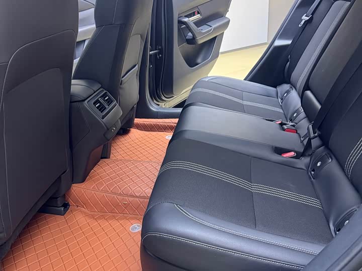 Photo 9 - Mazda CX-50