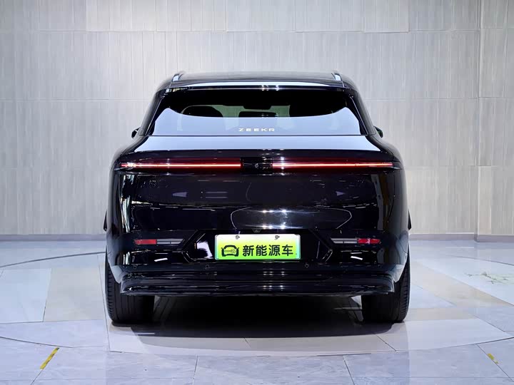 Фото 6 - Zeekr 7X