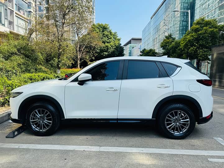 Фото 9 - Mazda CX-5