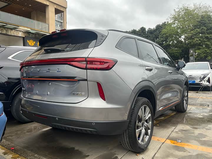 Фото 8 - Haval H6