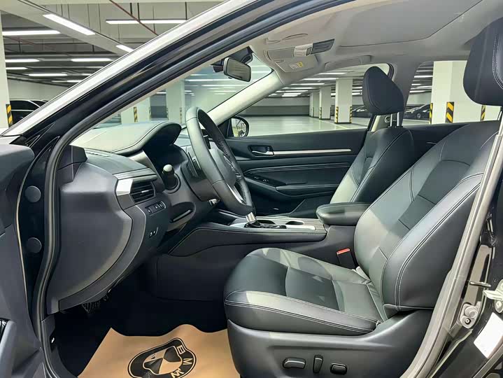 Фото 4 - Nissan Teana