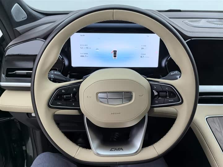 Фото 3 - Geely Monjaro