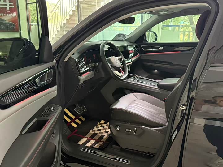 Photo 4 - Volkswagen Teramont X