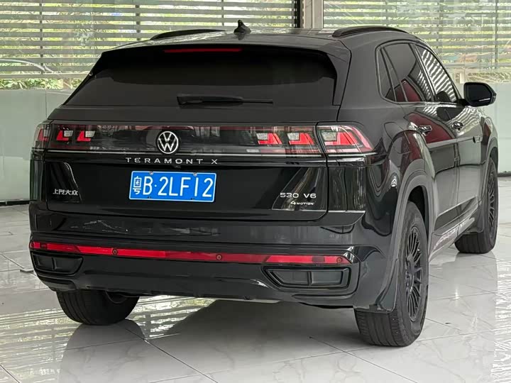 Photo 7 - Volkswagen Teramont X