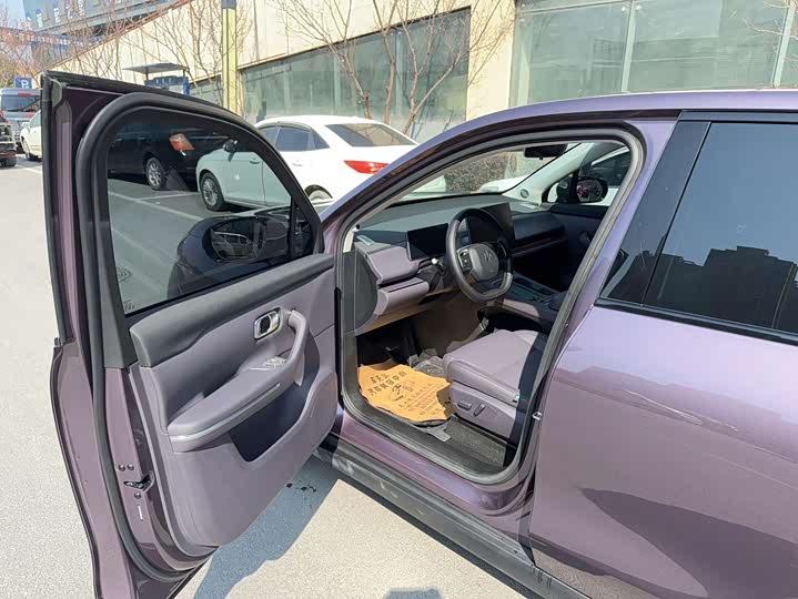 Фото 5 - Leapmotor C10