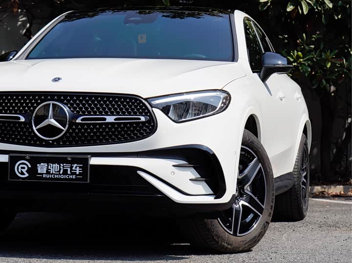 Фото 8 - Mercedes-Benz GLC-Class Coupe