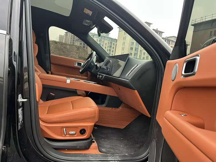 Photo 6 - LiXiang L6