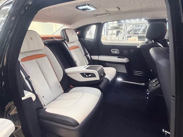 Фото 8 - Rolls-Royce Ghost