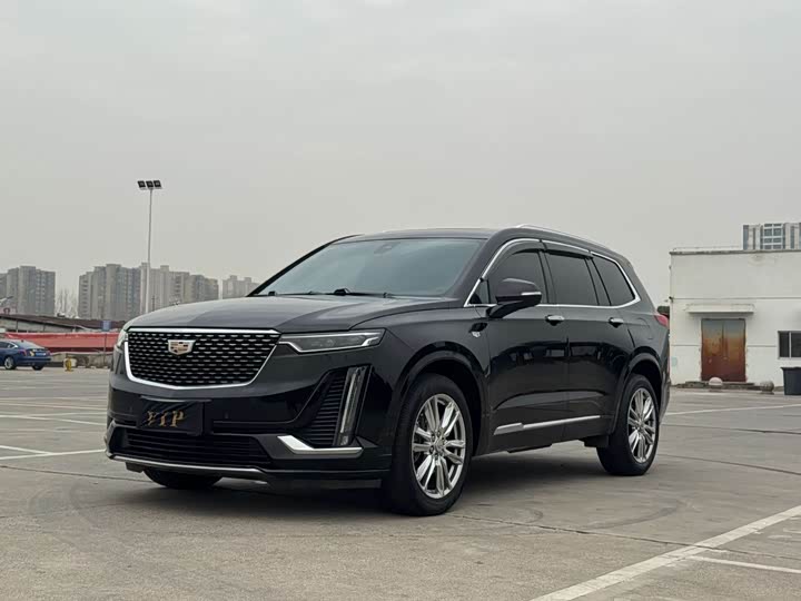 Фото 1 - Cadillac XT6