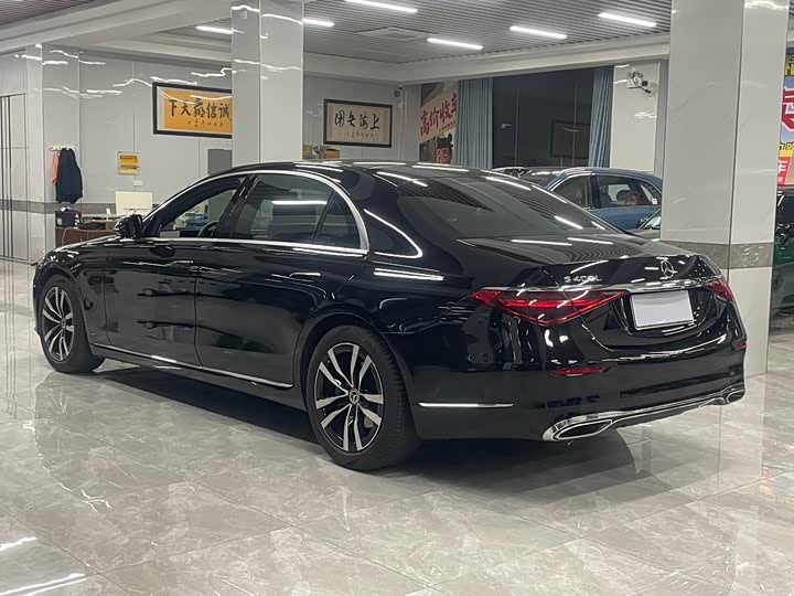 Фото 6 - Mercedes-Benz S-Class