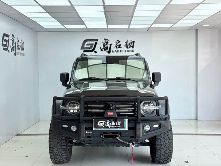 Фото 2 - Tank 300