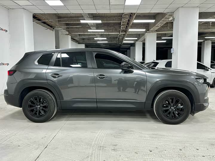 Photo 7 - Mazda CX-50