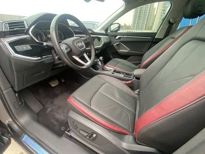 Фото 9 - Audi Q3