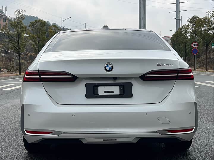 Фото 4 - BMW 5 Series