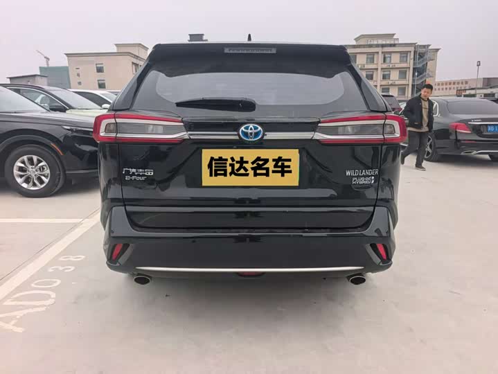 Фото 7 - Toyota Wildlander Hybrid