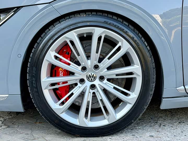 Фото 9 - Volkswagen CC