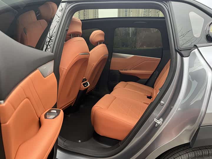 Фото 5 - Changan Deepal S05