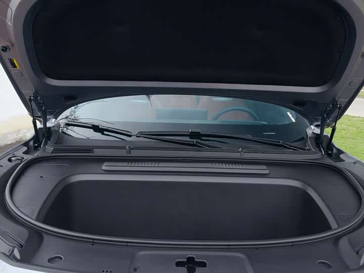 Фото 9 - Changan Deepal S05