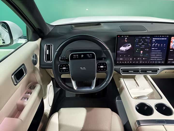 Фото 5 - LiXiang L8