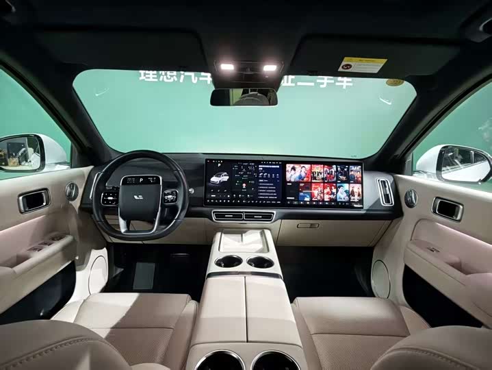 Фото 6 - LiXiang L8