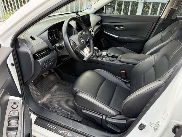 Фото 7 - Nissan Sylphy