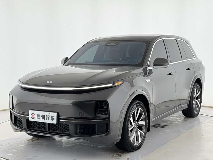 Photo 1 - LiXiang L8