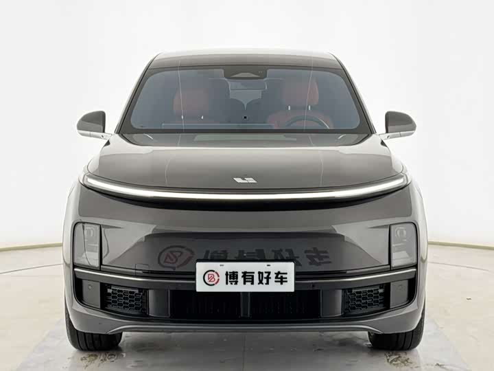 Photo 2 - LiXiang L8