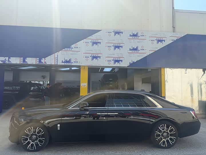 Фото 3 - Rolls-Royce Ghost