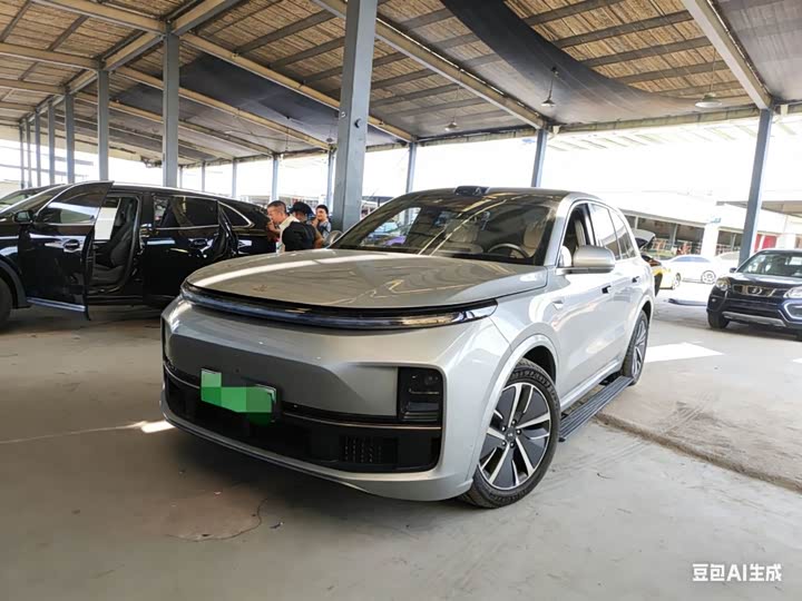 Фото 2 - LiXiang L8