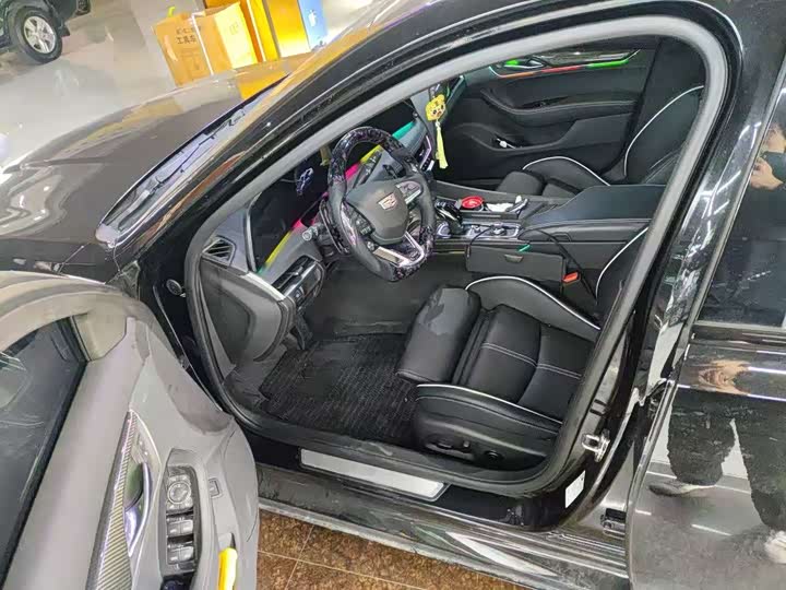 Photo 4 - Cadillac CT5