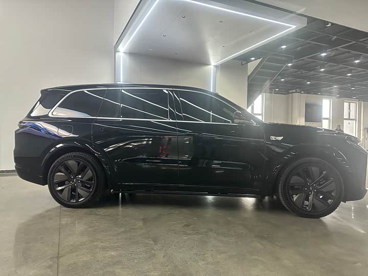 Фото 7 - LiXiang L9