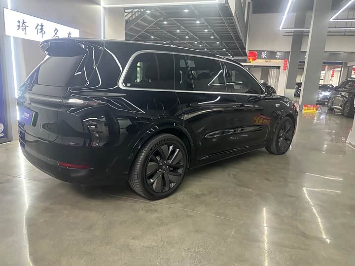 Фото 8 - LiXiang L9