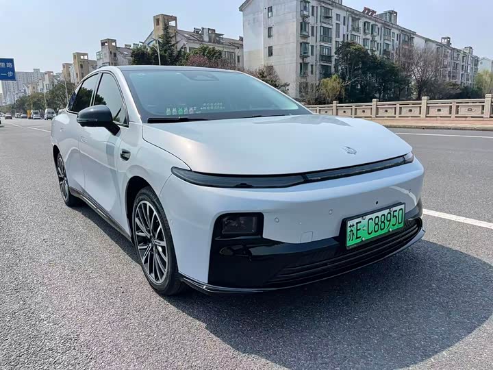 Фото 1 - Leapmotor B01