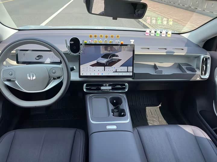 Фото 5 - Leapmotor B01