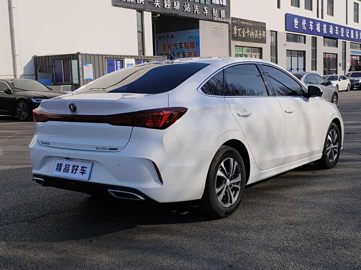 Фото 6 - Changan Eado Plus