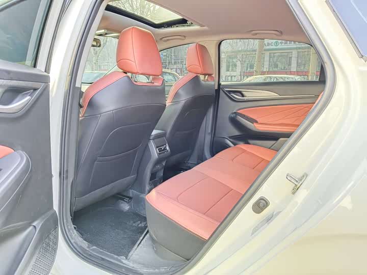 Фото 9 - Changan Eado Plus