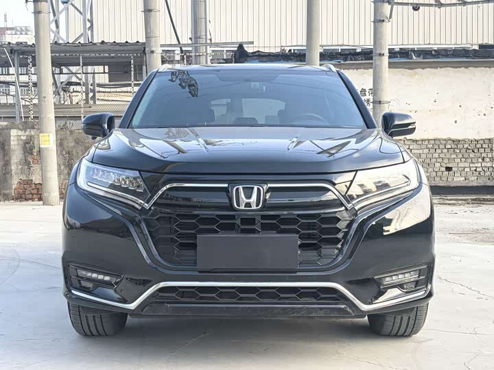 Photo 2 - Honda UR-V