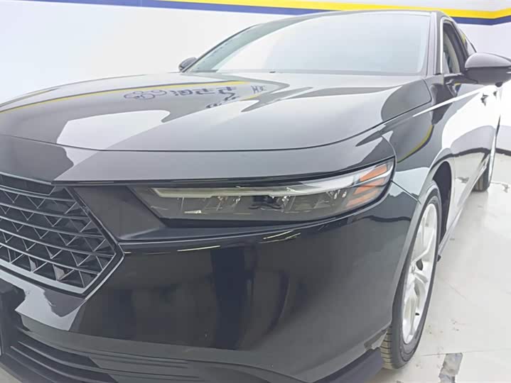 Фото 5 - Honda Accord