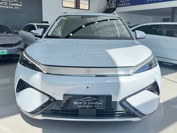 Фото 2 - BYD Yuan Plus