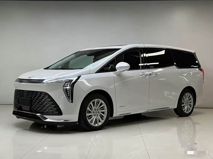 Photo 1 - Buick GL8 Century