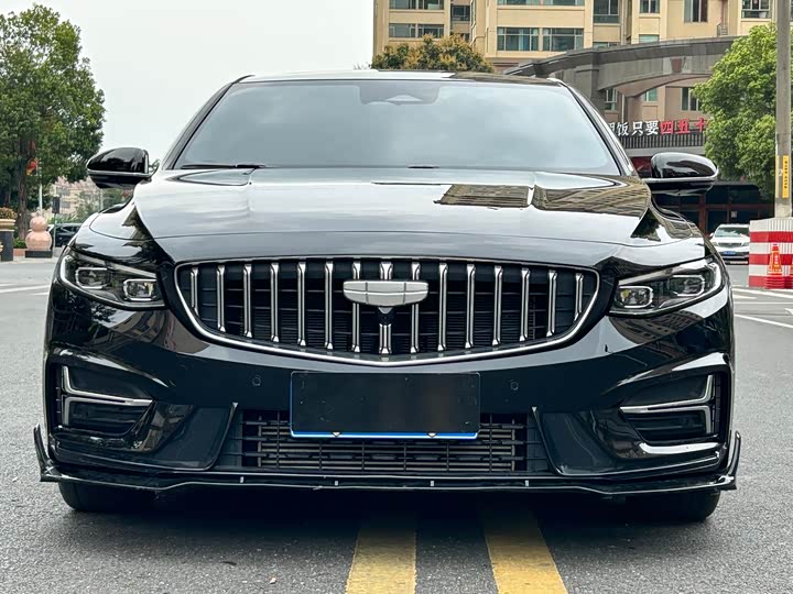 Фото 2 - Geely Preface