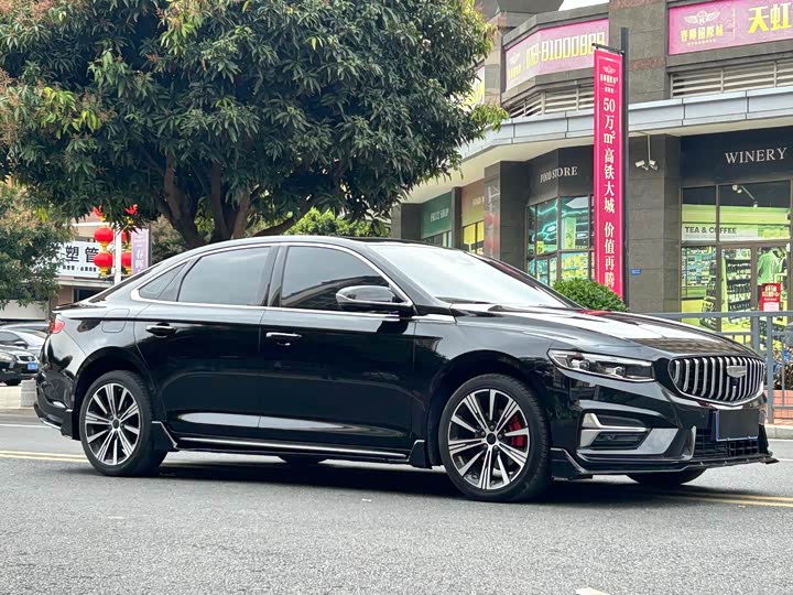 Фото 3 - Geely Preface