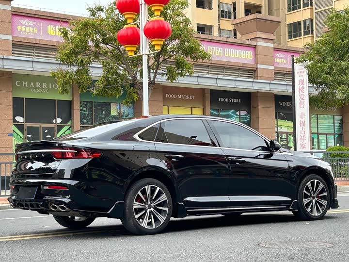 Фото 4 - Geely Preface