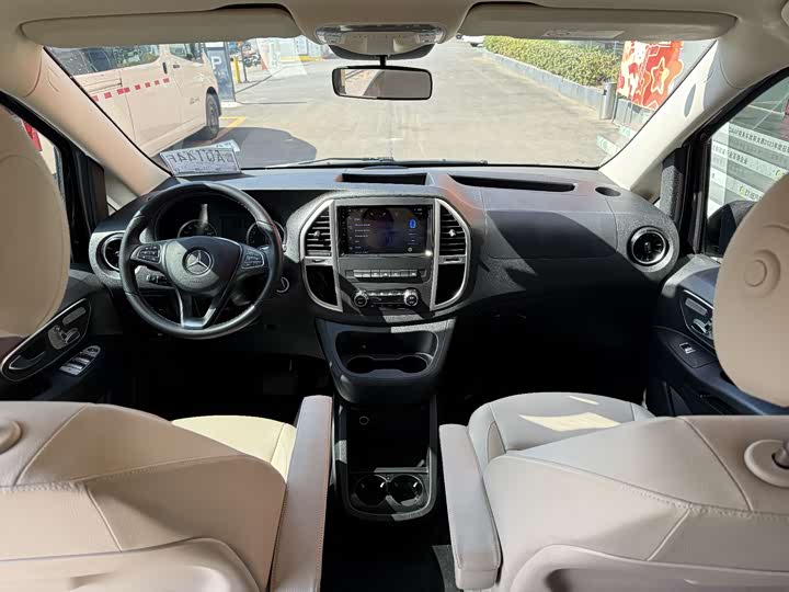 Фото 4 - Mercedes-Benz Vito