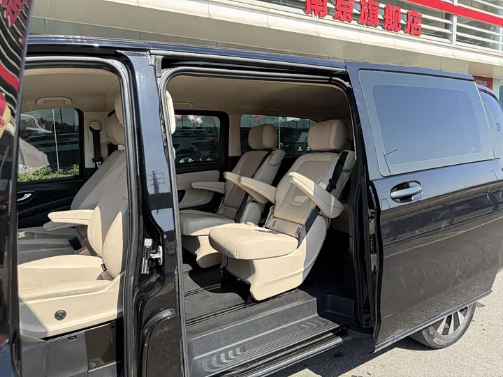 Фото 7 - Mercedes-Benz Vito