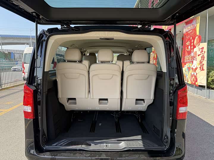 Фото 9 - Mercedes-Benz Vito