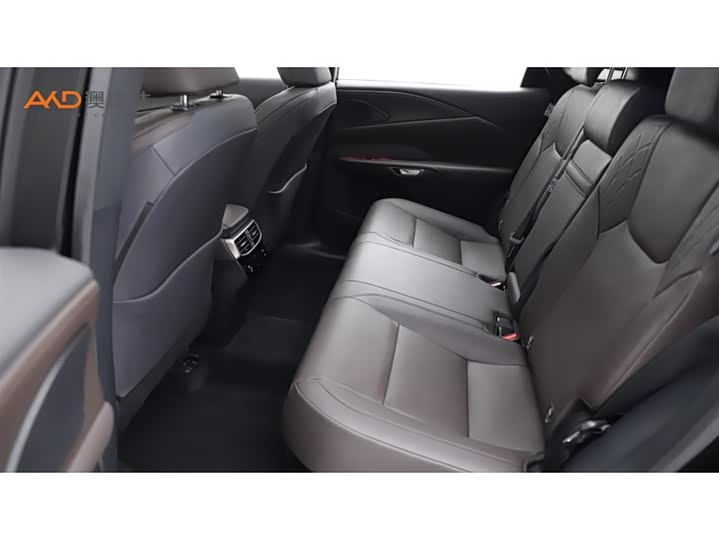 Фото 7 - Lexus RX