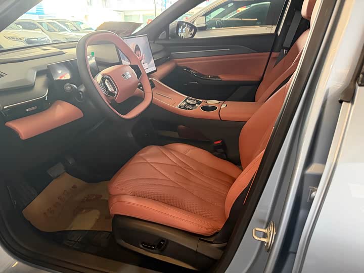 Фото 4 - Geely Galaxy L6