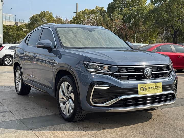 Фото 3 - Volkswagen Tayron X