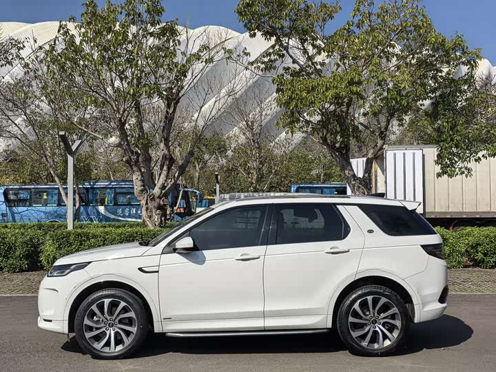 Фото 4 - Land Rover Discovery Sport